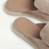 Beige Suède Yacht Mule
